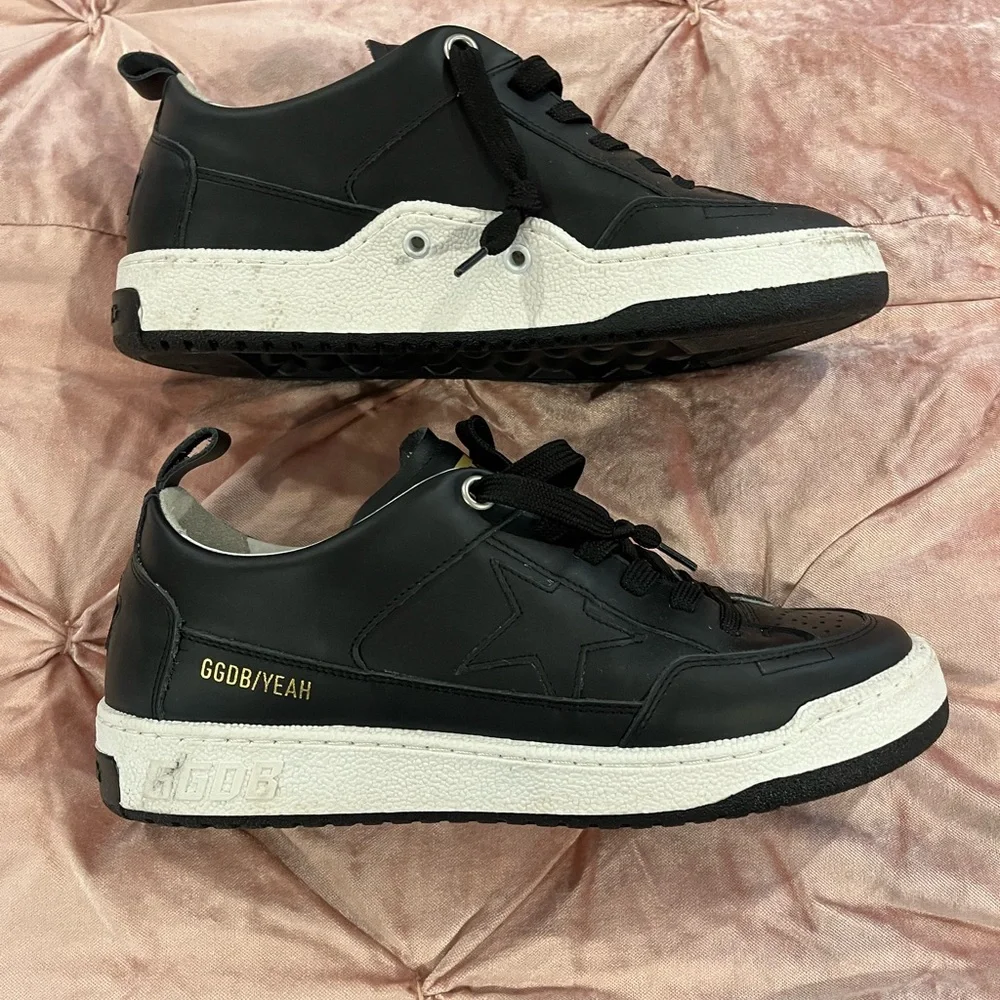 Golden Goose black leather Yeah Sneakers. - Picture 4 of 10